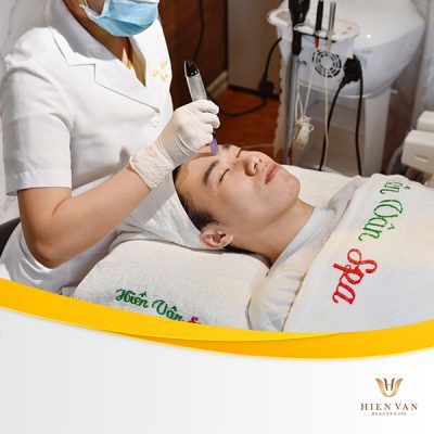 Lấy nhân mụn không thâm sẹo tại Phòng Khám Da Liễu HHV Clinic