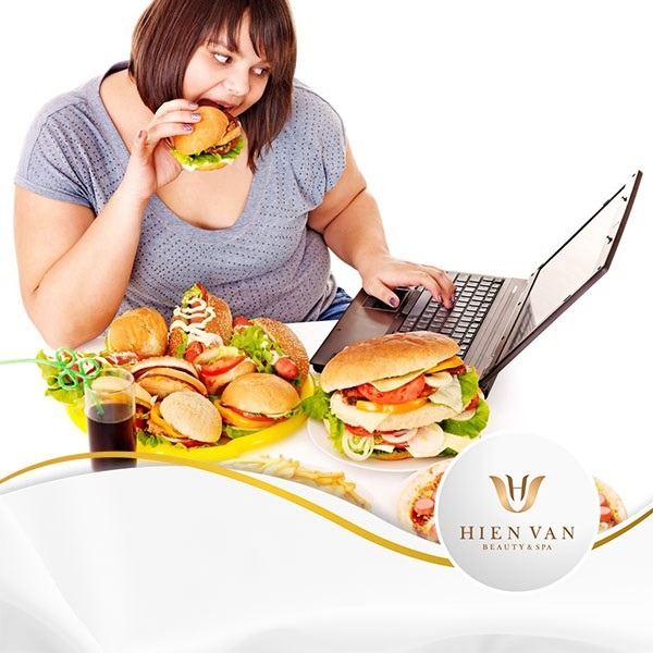 Làm sao để làn da không còn sần sùi vì mụn cám?