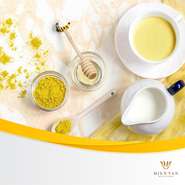mạt nạ cho da mụn an toàn tại nhà với nghệ và sữa tươi