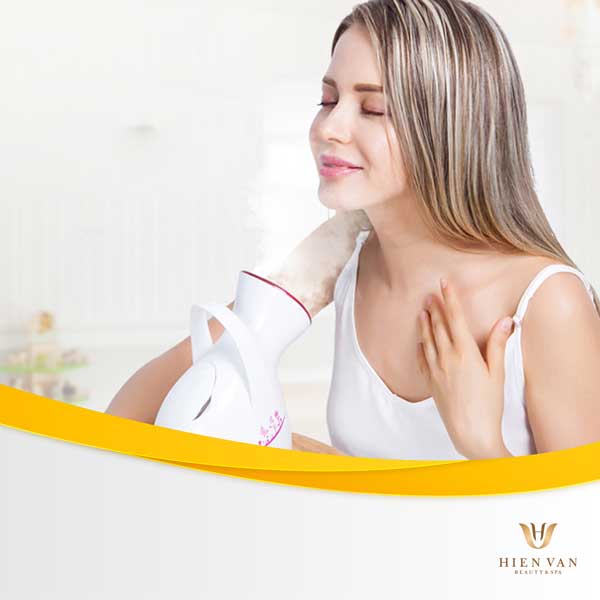 sử dụng máy xông hơi và hút mụn tại nhà