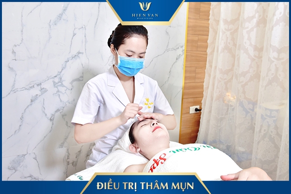 spa trị thâm mụn bao nhiêu tiền