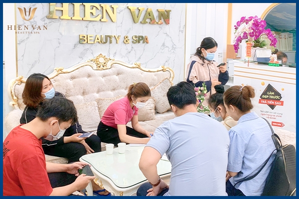 trị thâm mụn tại Phòng Khám Da Liễu HHV Clinic
