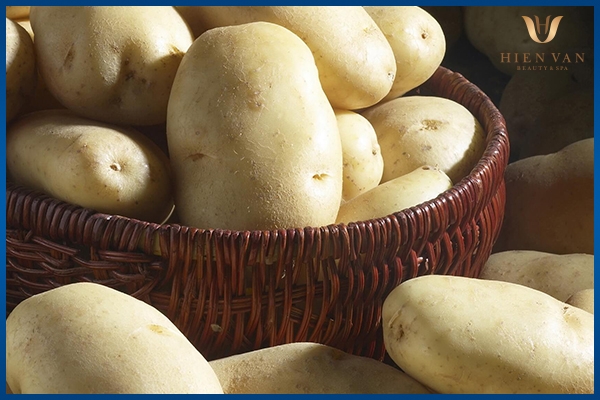 làm trắng nách bằng khoai tây