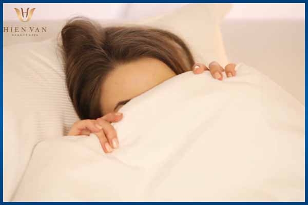 mông thâm do ít vận động cơ thể