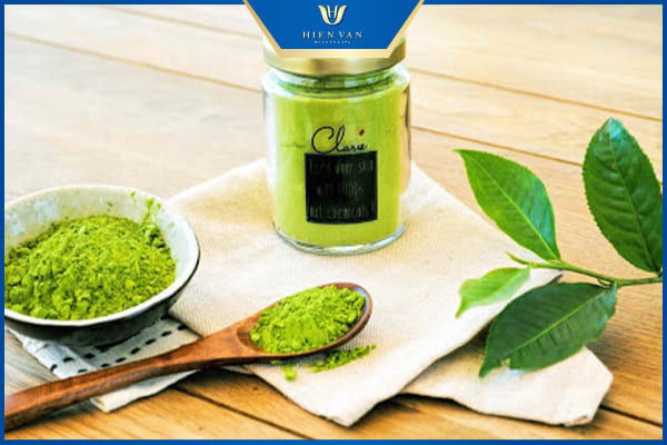 Trị mụn với trà xanh