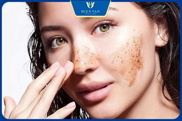 Không nên tẩy tế bào chết sau khi trị mun bằng Pixel