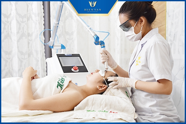 chữa viêm da tiết bã