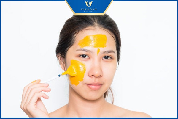 bôi nghệ tươi đúng cách