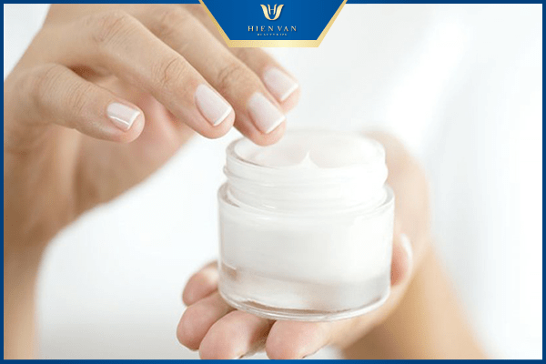 sau khi peel da nên dùng sản phẩm gì 