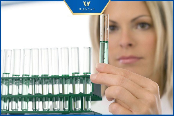 bôi thoa tế bào gốc trị sẹo