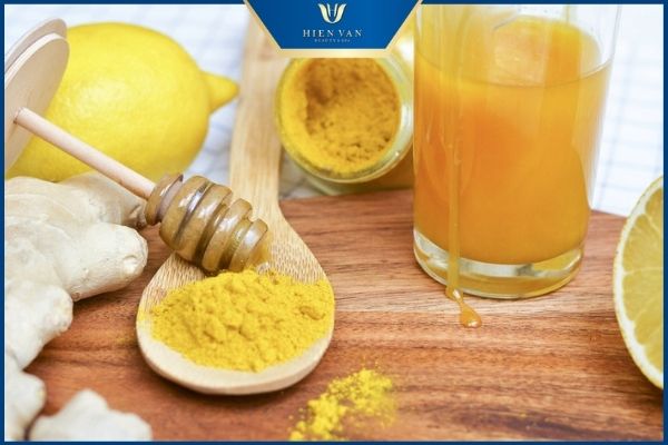 cách trị thâm mụn bằng bột nghệ