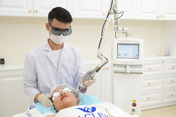 KHONG GIAN LAM DEP TAI HHV CLINIC 8