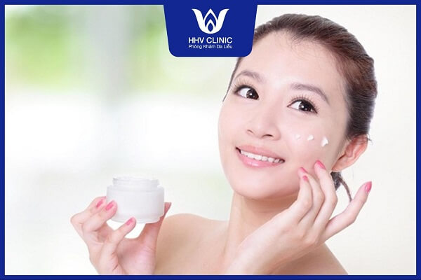 boi kem tri mun truoc hay serum truoc