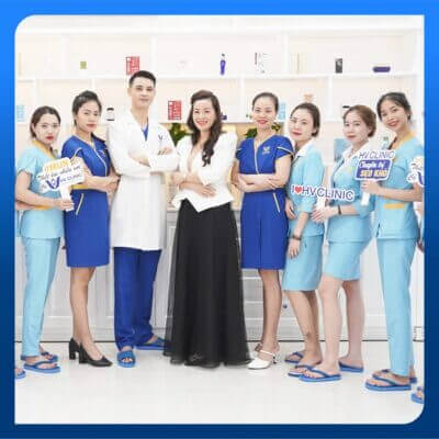 Bác sĩ và kỹ thuật viên tại HHV 